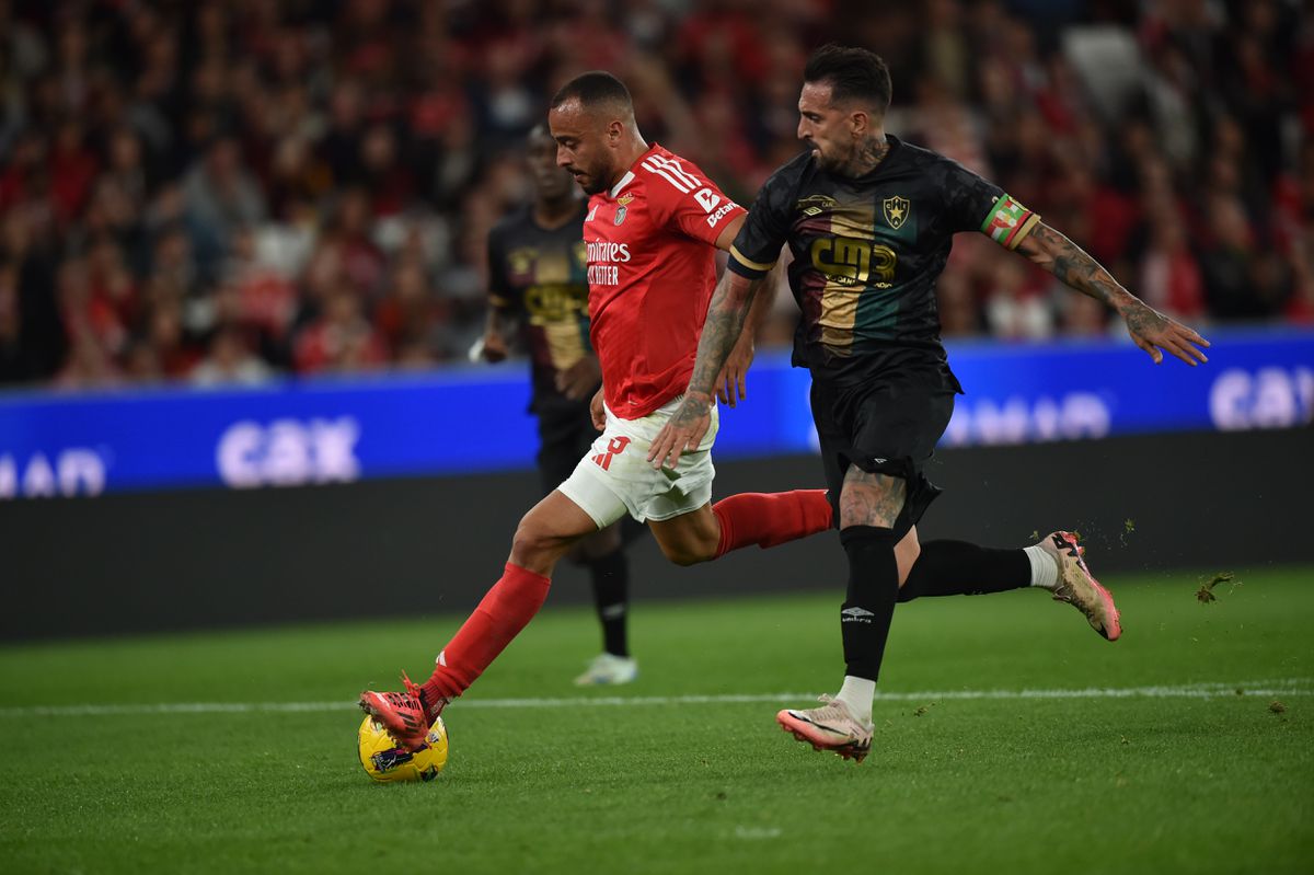 Arthur Cabral faz o primeiro bis pelo Benfica (vídeos)