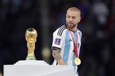 Papu Gómez foi campeão do mundo pela Argentina no Qatar