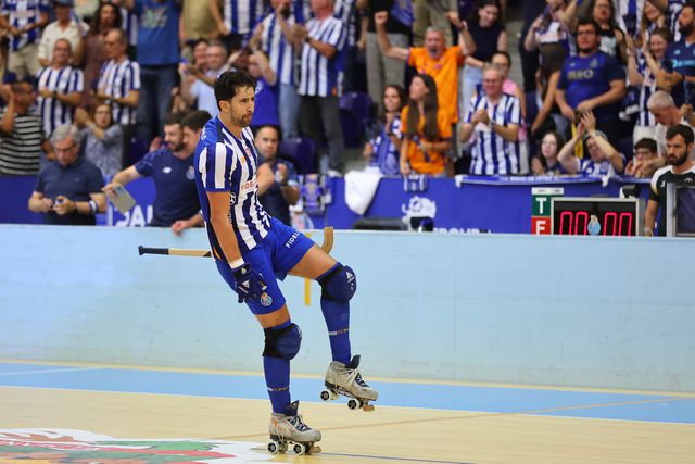 O jogador de hóquei em patins do FC Porto, Carlo di Benedetto (Foto FPP)