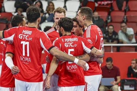 Equipa de voleibol do Benfica 25-26. Foto SL Benfica