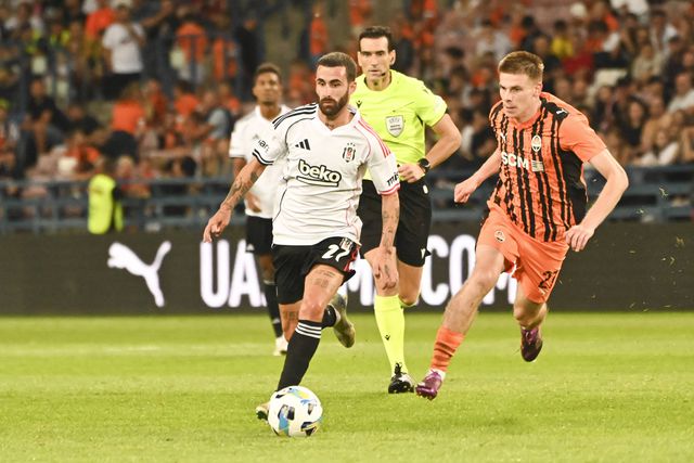 Rafa Silva em ação durante o encontro entre Besiktas e Shakhtar Donetsk