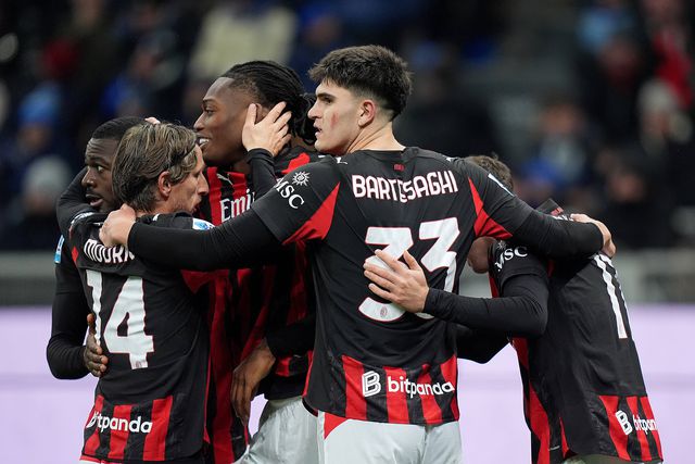 Inter-Milan: acabou Allegri vence o dérbi!