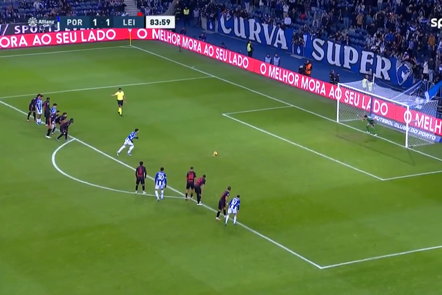 De penálti, Taremi faz o 2-1 no Dragão (vídeo)