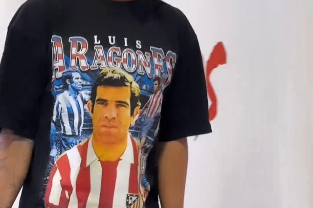 Griezmann está quase a passar Aragonés em golos e chegou ao estádio vestido assim