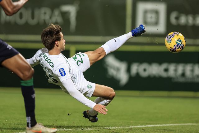 Destaques do Sporting: Bragança de peito feito e pé quente como Paulinho