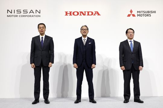 Honda e Nissan negoceiam fusão