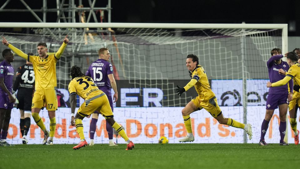 Com Bove no banco, Fiorentina cai perante a Udinese