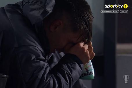 O motivo das lágrimas de Fresneda no final do jogo em Guimarães