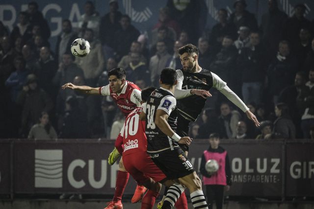 Fran Navarro marcou o primeiro golo do SC Braga num jogo duro frente ao Caldas - FOTO CARLOS BARROSO/LUSA