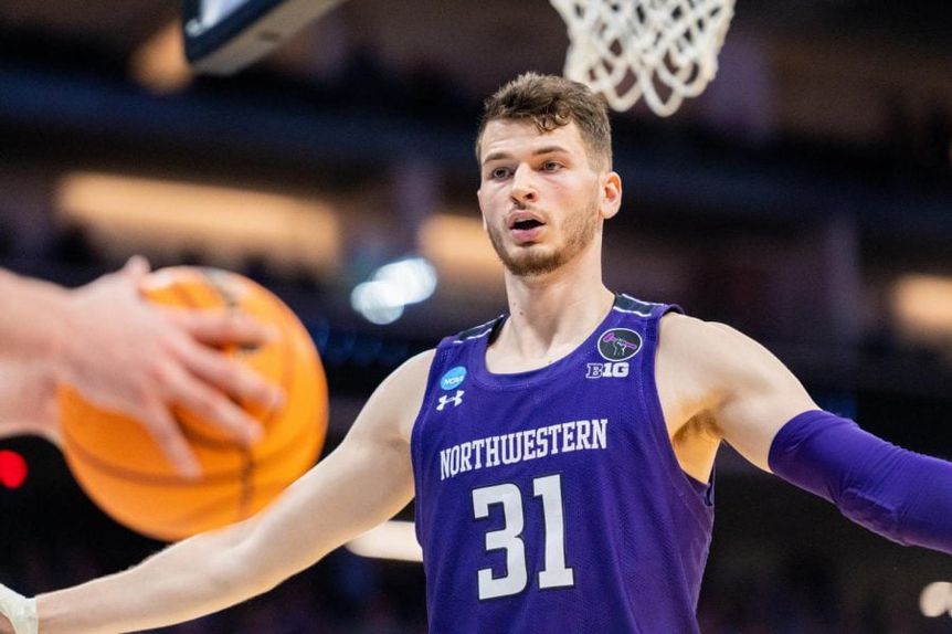 Robbie Beran, extremo poste de 25 anos e 2,05 metros - Foto: D. R.