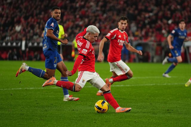 Extremo argentino Prestianni destacou-se na vitória do Benfica sobre o Famalicão, na Luz - Foto: Imago