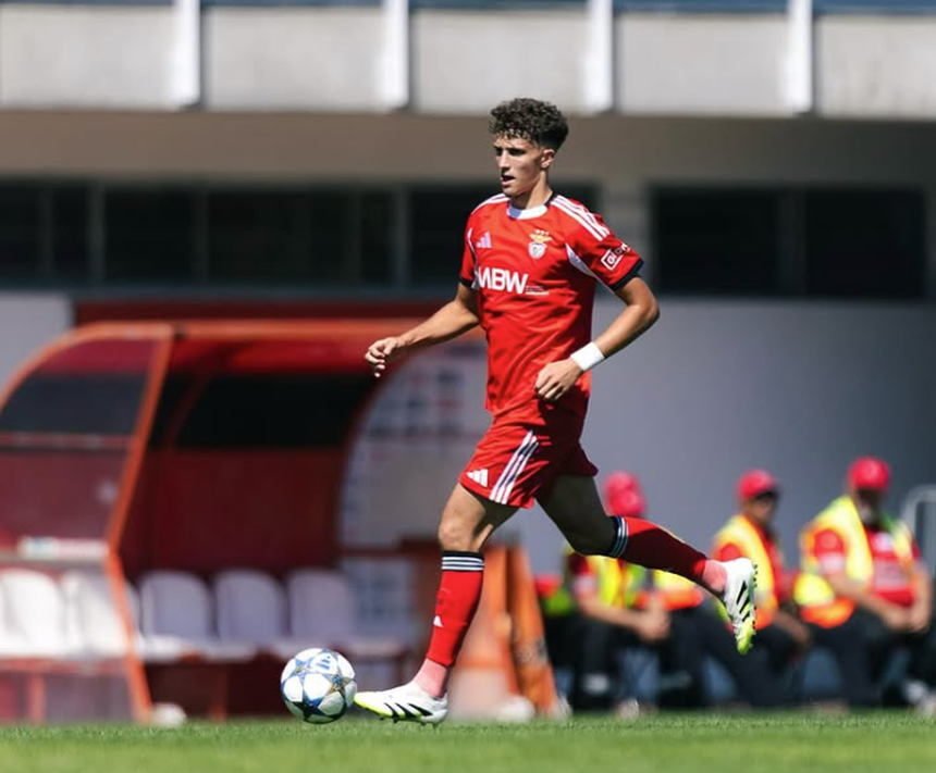 Rui Silva é um dos defesas centrais promissores a despontar no Seixal - Foto: rui_s1lva_/instagram