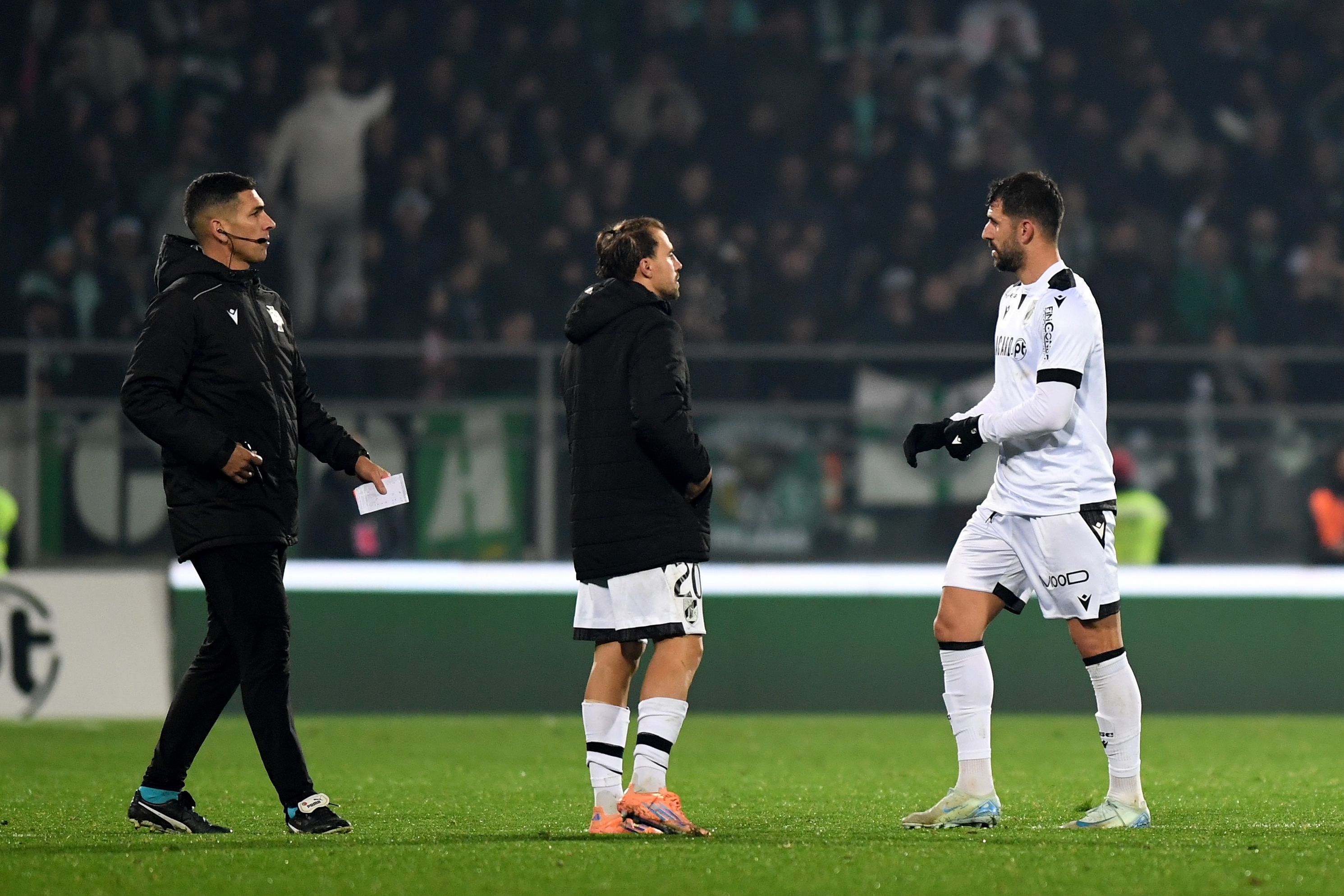 Nélson Oliveira foi expulso - Foto: Rogério Ferreira/Kapta+