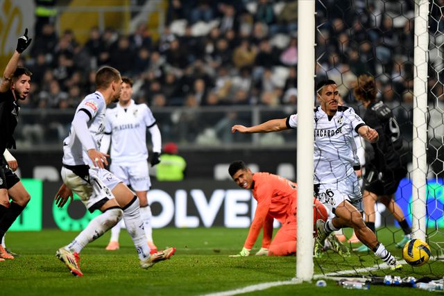 Autogolo de Castillo - Foto: Rogério Ferreira/Kapta+