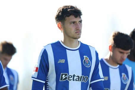 Tomás Pérez ainda não jogou pela equipa principal em 2025/26