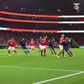 Benfica mostra novo ângulo do lance que valeu penálti sobre Otamendi