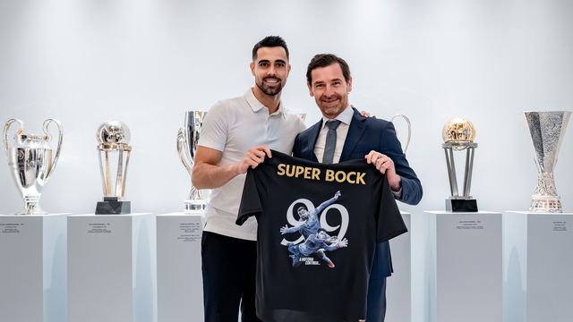 Diogo Costa feliz por continuar no FC Porto