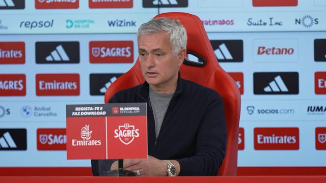 Mourinho rendido a Prestianni: «É um jogador talentoso»