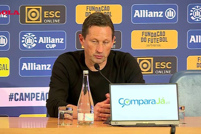 Schmidt explica entradas de Carreras e Tomás Araújo