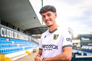 Mercado: Famalicão vai emprestar Afonso Rodrigues ao Paços de Ferreira