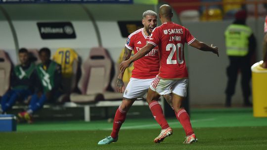 Benfica-Estoril: Otamendi empata aos 58 minutos