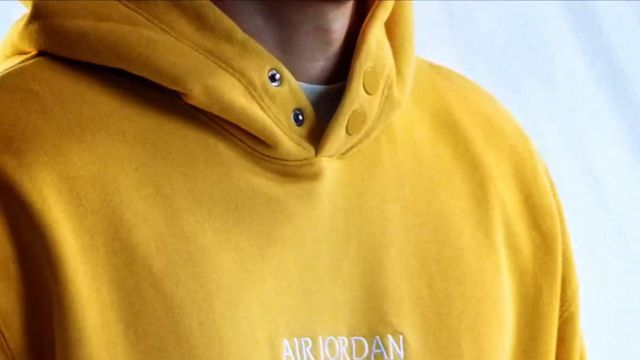 Ugarte apresenta o novo equipamento do PSG