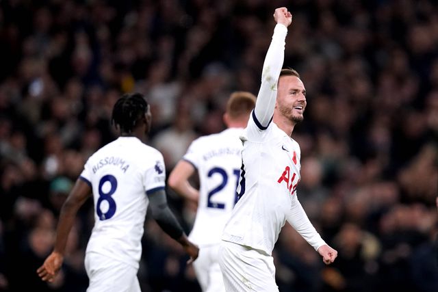 James Maddison regressa aos treinos após lesão