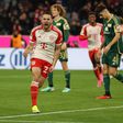 Trivela de Raphael Guerreiro dá vitória ao Bayern (vídeo)