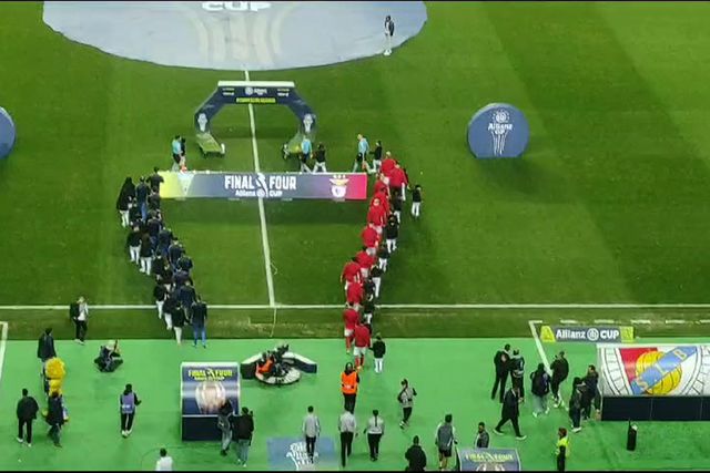 Benfica e Estoril entram em campo para o duelo na Allianz Cup