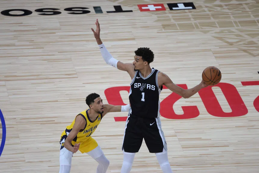 NBA de gigantes! Torres quebram o garrafão