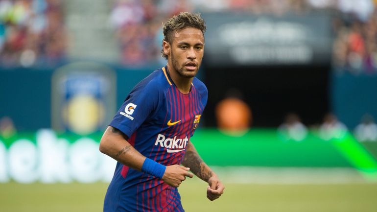 Neymar: «O Real Madrid ofereceu-me um cheque em branco»