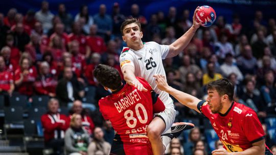 Francisco Costa e Diogo Rêma nomeados para melhor jovem do Mundial