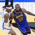 Ânimos voltam a aquecer entre LeBron e comentador