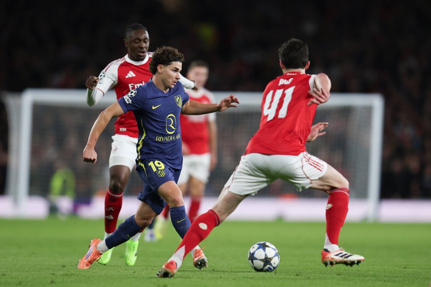 Julián Álvarez defrontou o Arsenal no Emirates na Champions