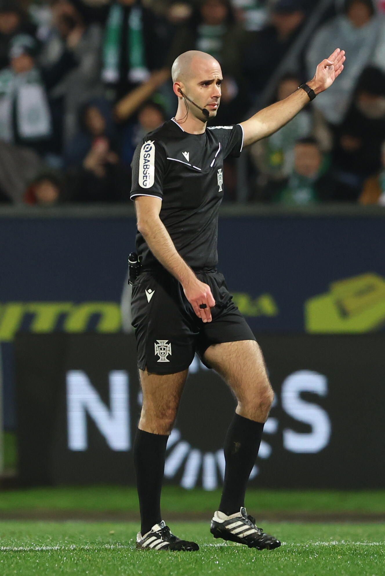 Árbitro Hélder Carvalho (Foto: Catarina Morais/Kapta+)