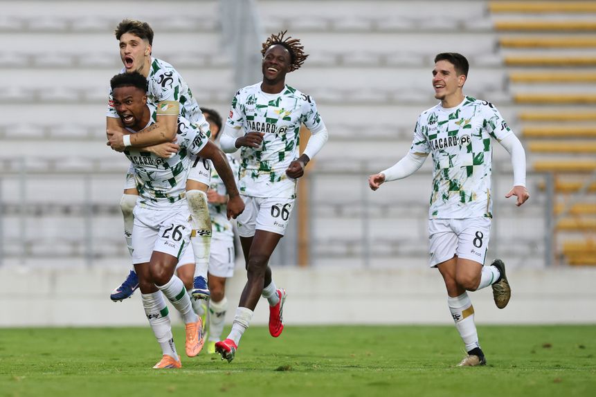 Jogadores do Moreirense celebram golo de Maracás aos 87' - Foto: Estela Silva/LUSA