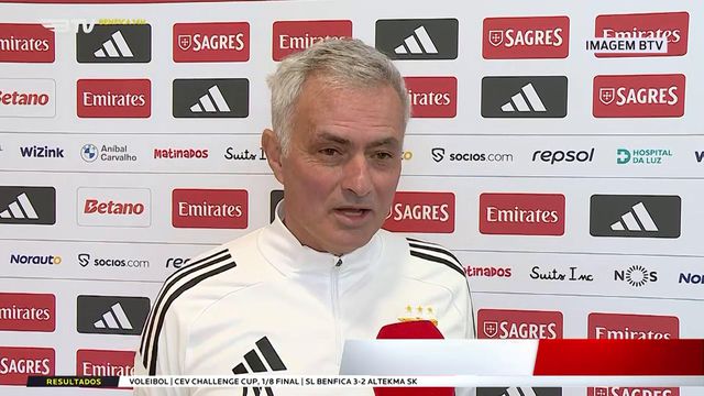 Mourinho reconhece que faltam 20 metros aos Benfica