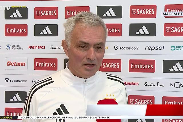 Mourinho reconhece que faltam 20 metros aos Benfica