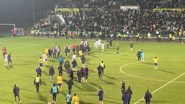 Ambiente tenso em Arouca após vitória do Sporting no último minuto