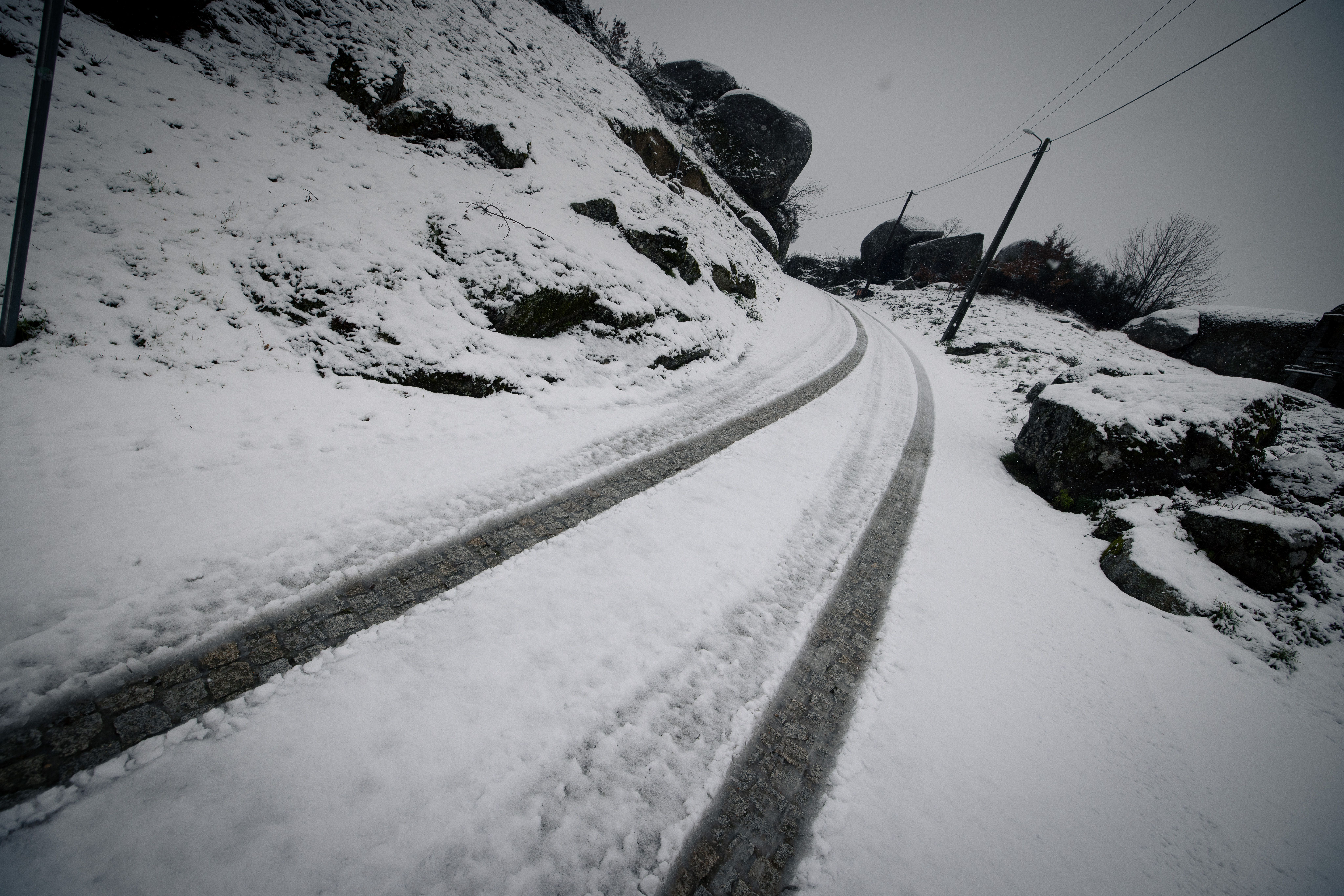 Neve em Vila Pouca de Aguiar. Foto: PEDRO SARMENTO COSTA/LUSA