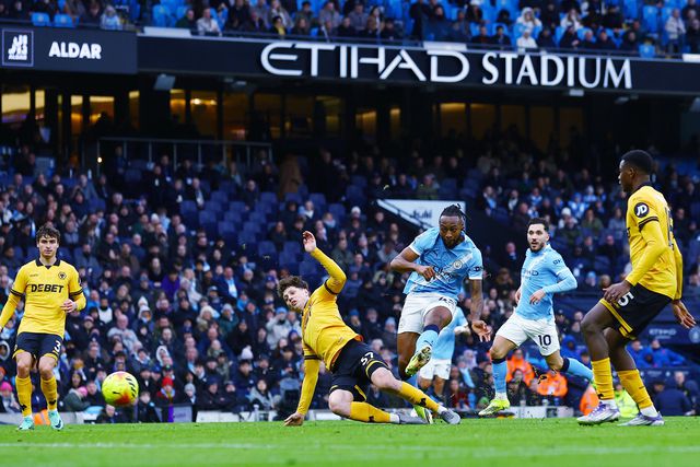 Semenyo marcou na compensação da primeira parte o golo que dá alguma tranquilidade ao Manchester City - FOTO IMAGO
