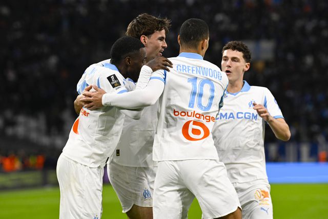 Jogadores do Marselha a celebrar a vitória