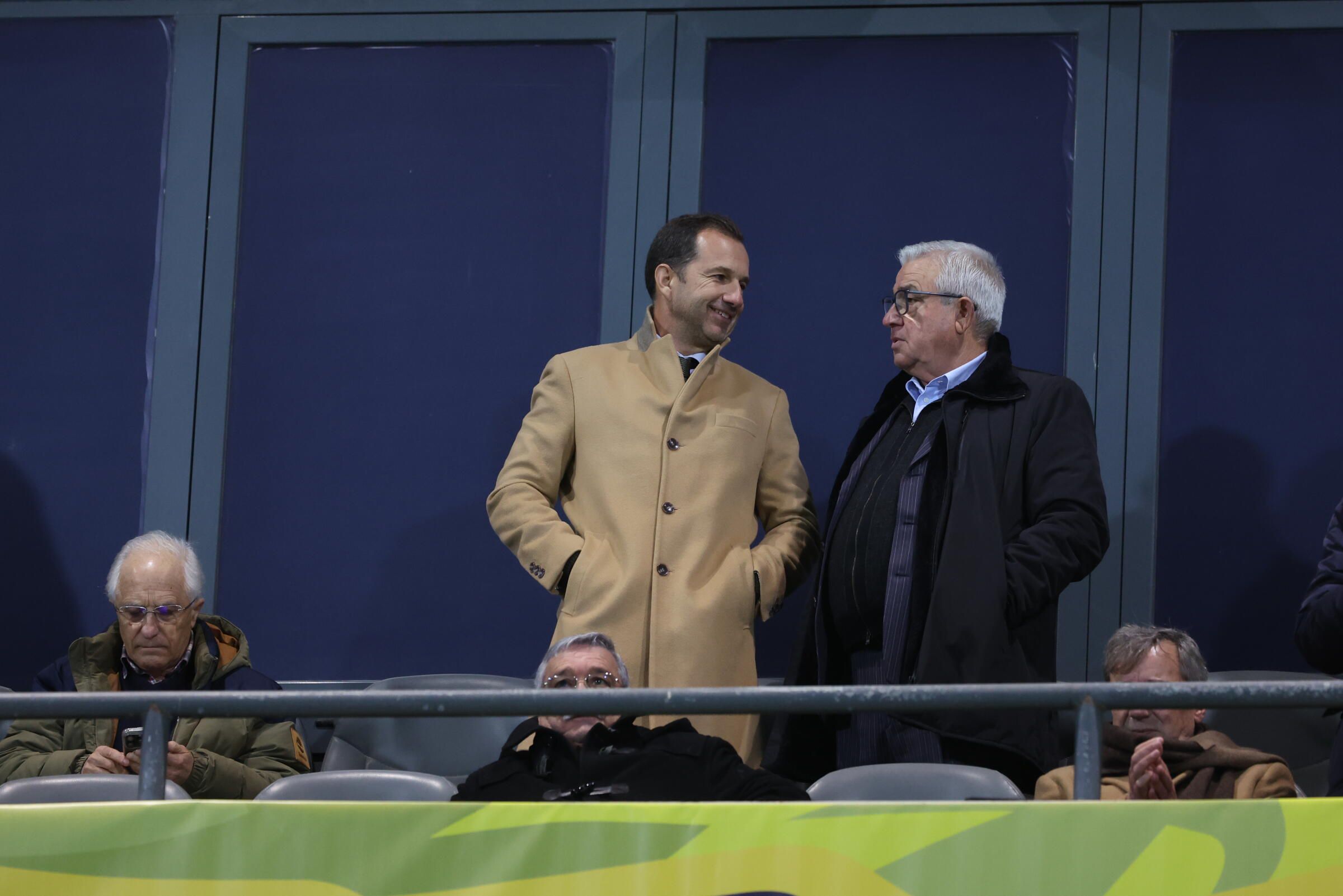 Frederico Varandas e Carlos Pinho, conversa entre presidentes (Foto: Catarina Morais/Kapta+)