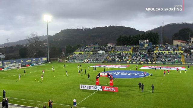 Equipas cumprem período de aquecimento