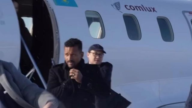 Nani já está no Cazaquistão e foi recebido com... comida