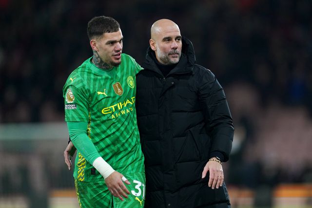 Ederson responde a Guardiola e não abre jogo sobre o futuro