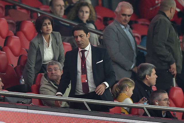 Rui Costa anuncia 25 mil novos sócios: «Os únicos donos do Benfica»