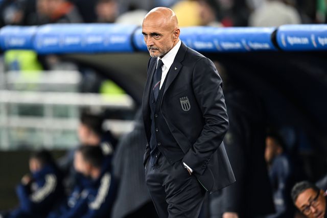 Spalletti proíbe... PlayStation: «Estás na seleção para ganhar e não para jogar 'Call of Duty'»