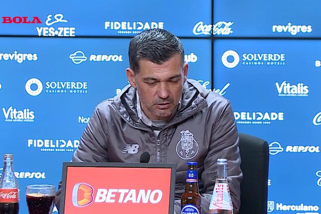 Sérgio Conceição: «Uma coisa é lutar contra um adversário, outra é lutar contra dois»