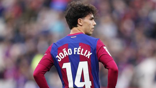 VÍDEO: João Félix regressa aos golos pelo Barcelona
